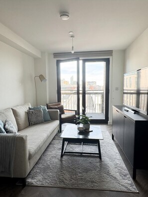 Living area - Luxury Living by Lime Street Station. Stylish and Central. (Liverpool)