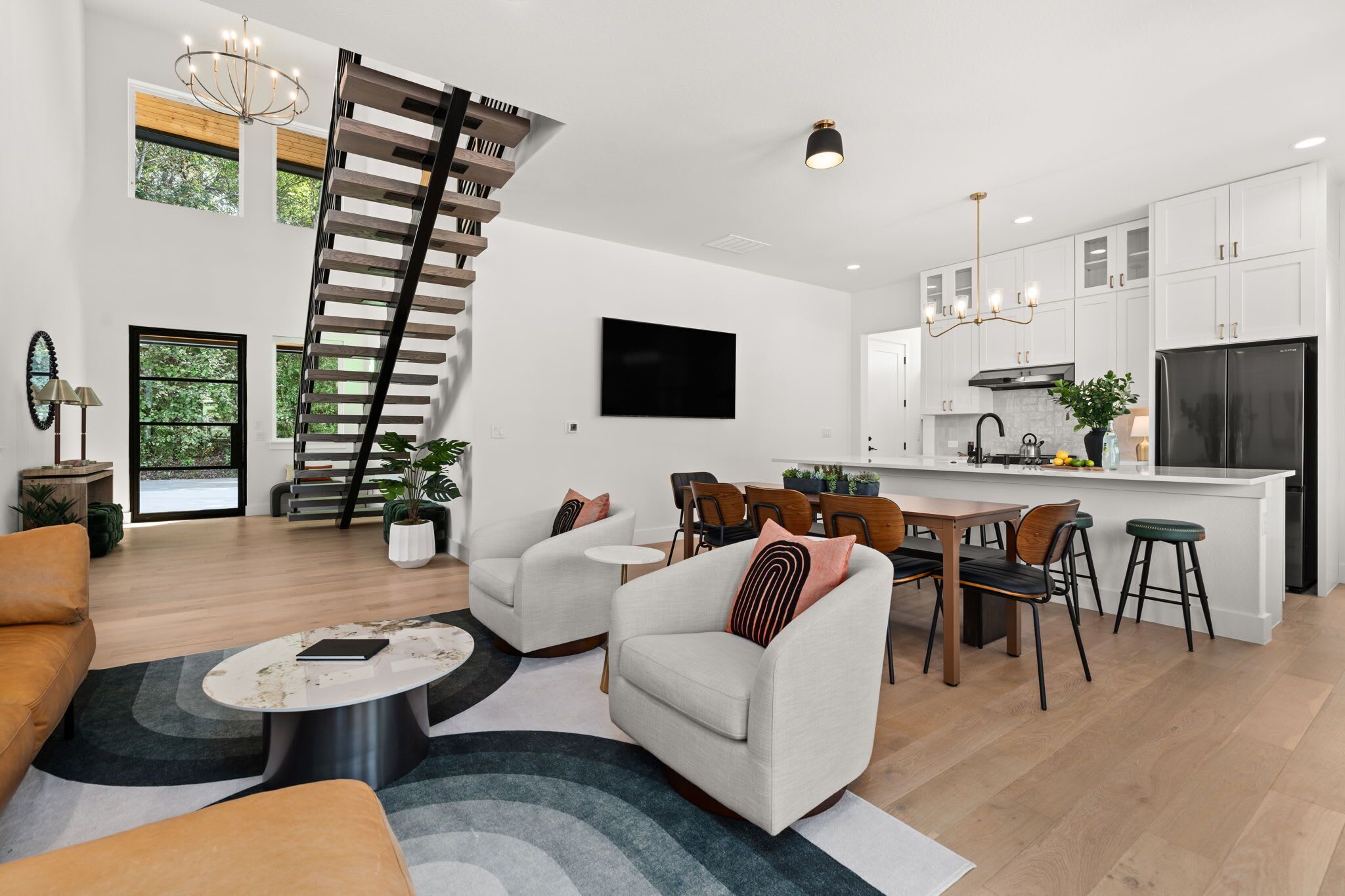 TV, fireplace, offices