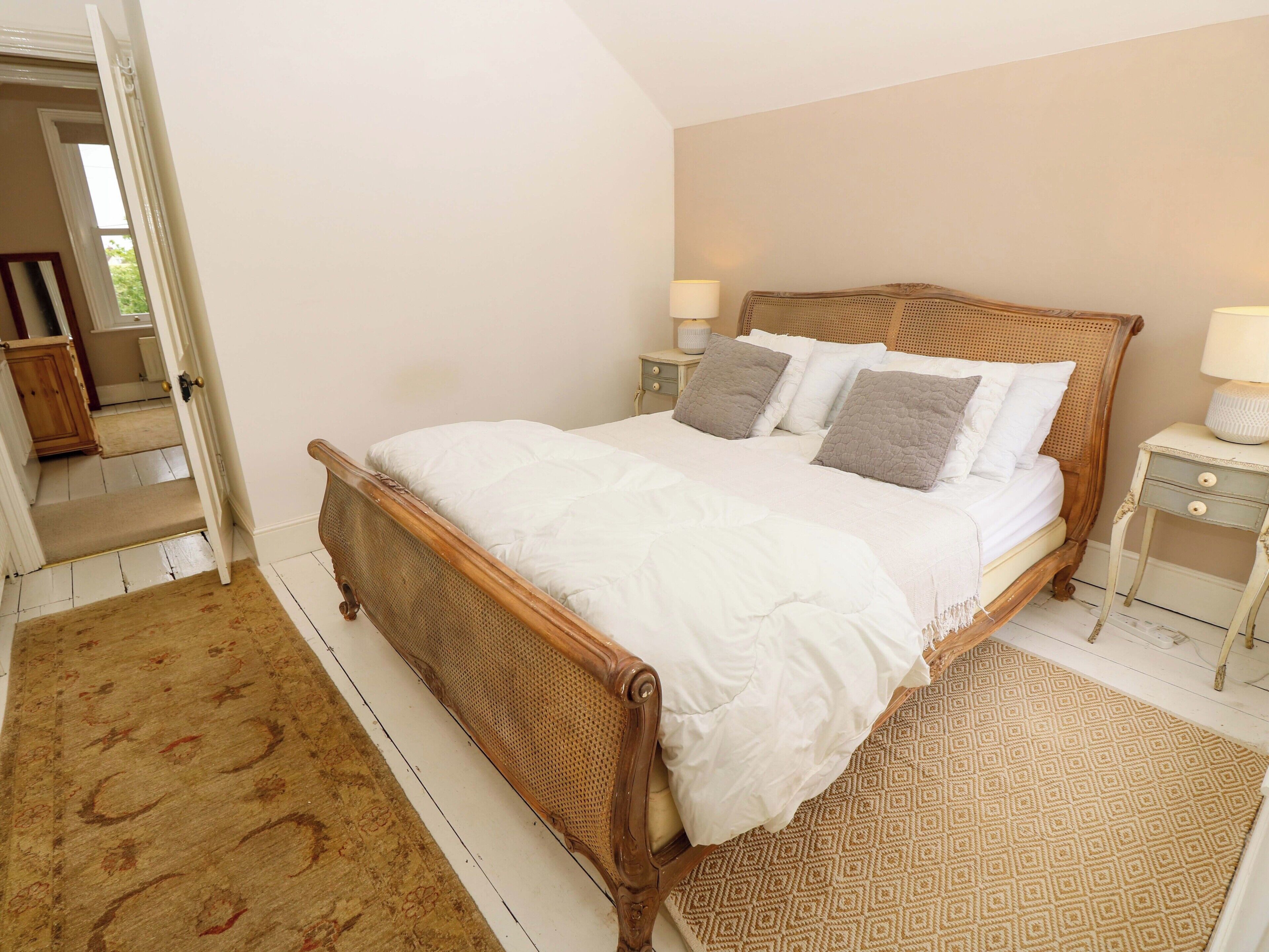 2 Schlafzimmer, kostenloses WLAN, individuell dekoriert
