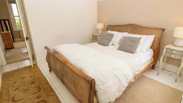 2 slaapkamers, gratis wifi, individueel gedecoreerd