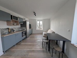 Interior - Vrbo Property (Ardentes)