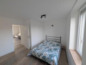 Room - Vrbo Property (Ardentes)