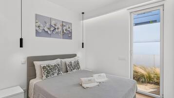 2 quartos, ferros/tábuas de passar roupa, Wi-Fi, roupa de cama