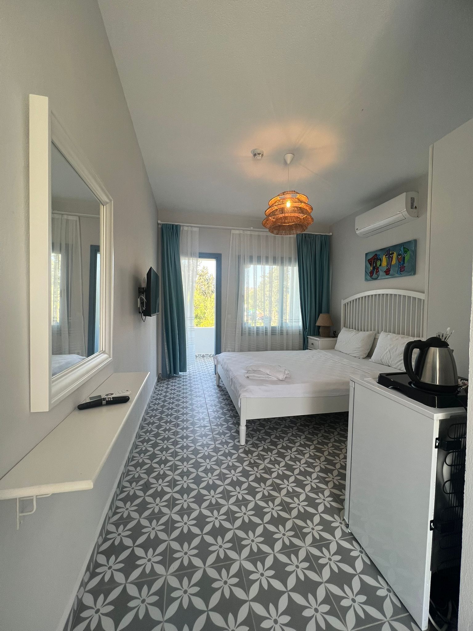 Classic Double Room, Balcony, Garden View | In-room safe, iron/ironing board, free WiFi