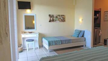 1 habitación, wifi y ropa de cama