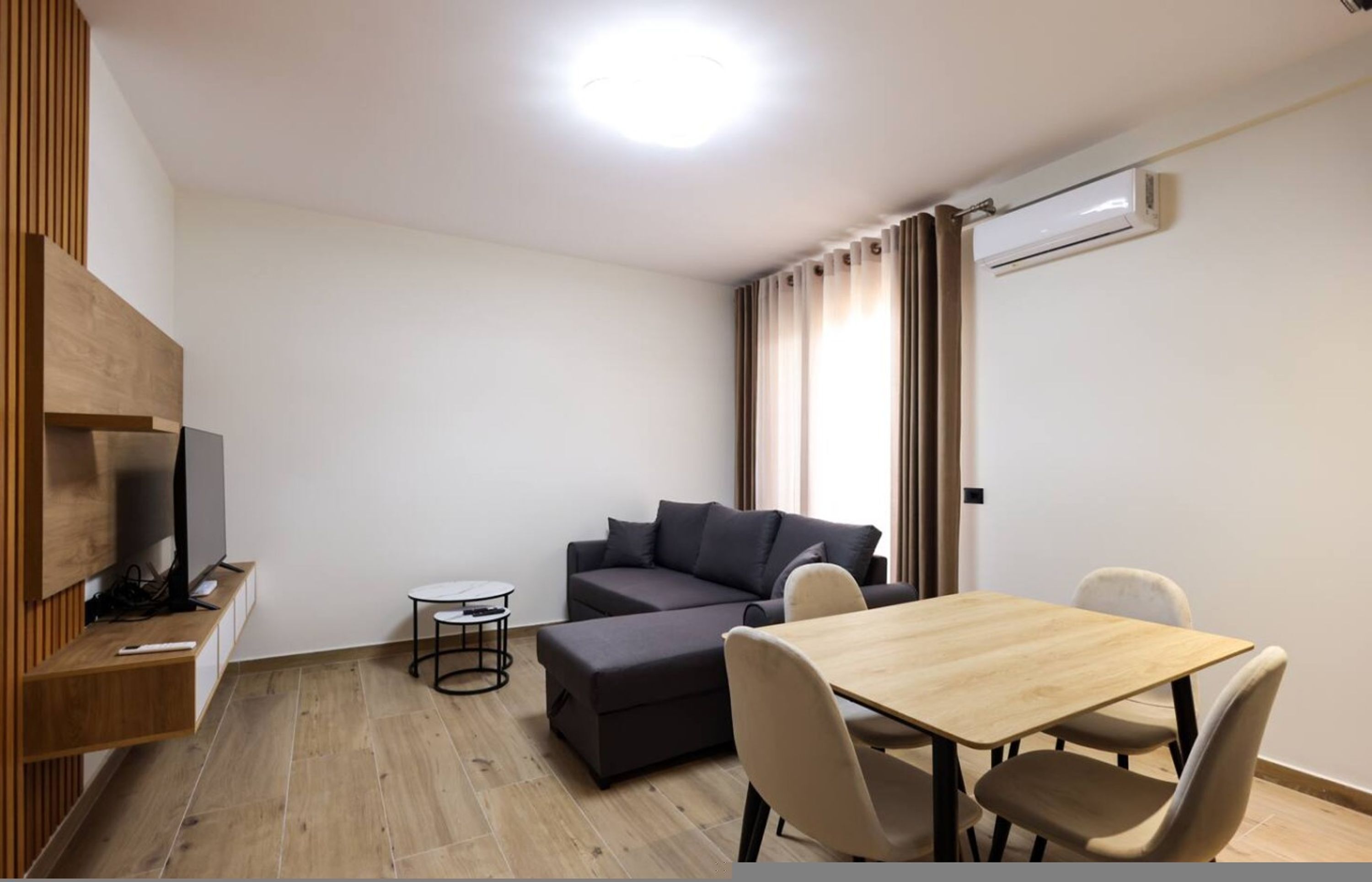 Seabreeze Apartment 02 - Durrës