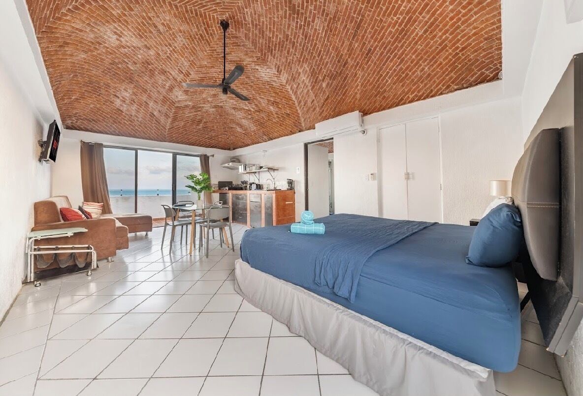 1 bedroom, iron/ironing board, WiFi (free), bed sheets