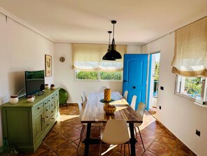 Dining - Villa Galandú Mediterranean villa with swimming pool. (Villajoyosa)