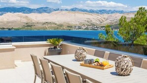 Outdoor dining - Villa Emma (Pag)