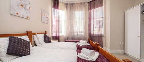 2 chambres, fer et planche Ă repasser, accĂšs au Wi-Fi (inclus)