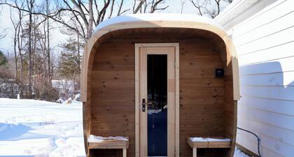 Luxury Retreat Near Taughannock Falls w/ Games