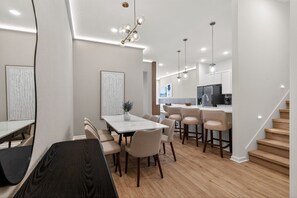 Dining - Family townhome w/ pool and game room near Disney! (Orlando)