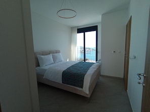 4 habitaciones, tabla de planchar con plancha y wifi gratis 