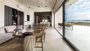 Immagine non classificata, 5 di 32, pulsante