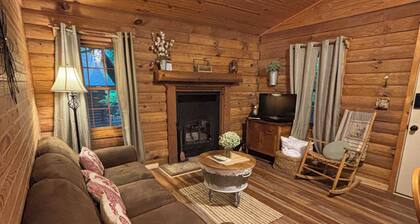 The Spruce Retreat - Table Rock Lake Cabin #9