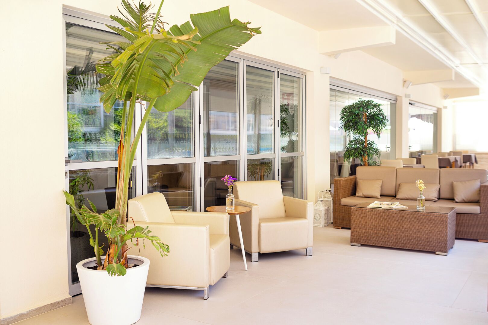 Basic Double Room, City View | Lobby