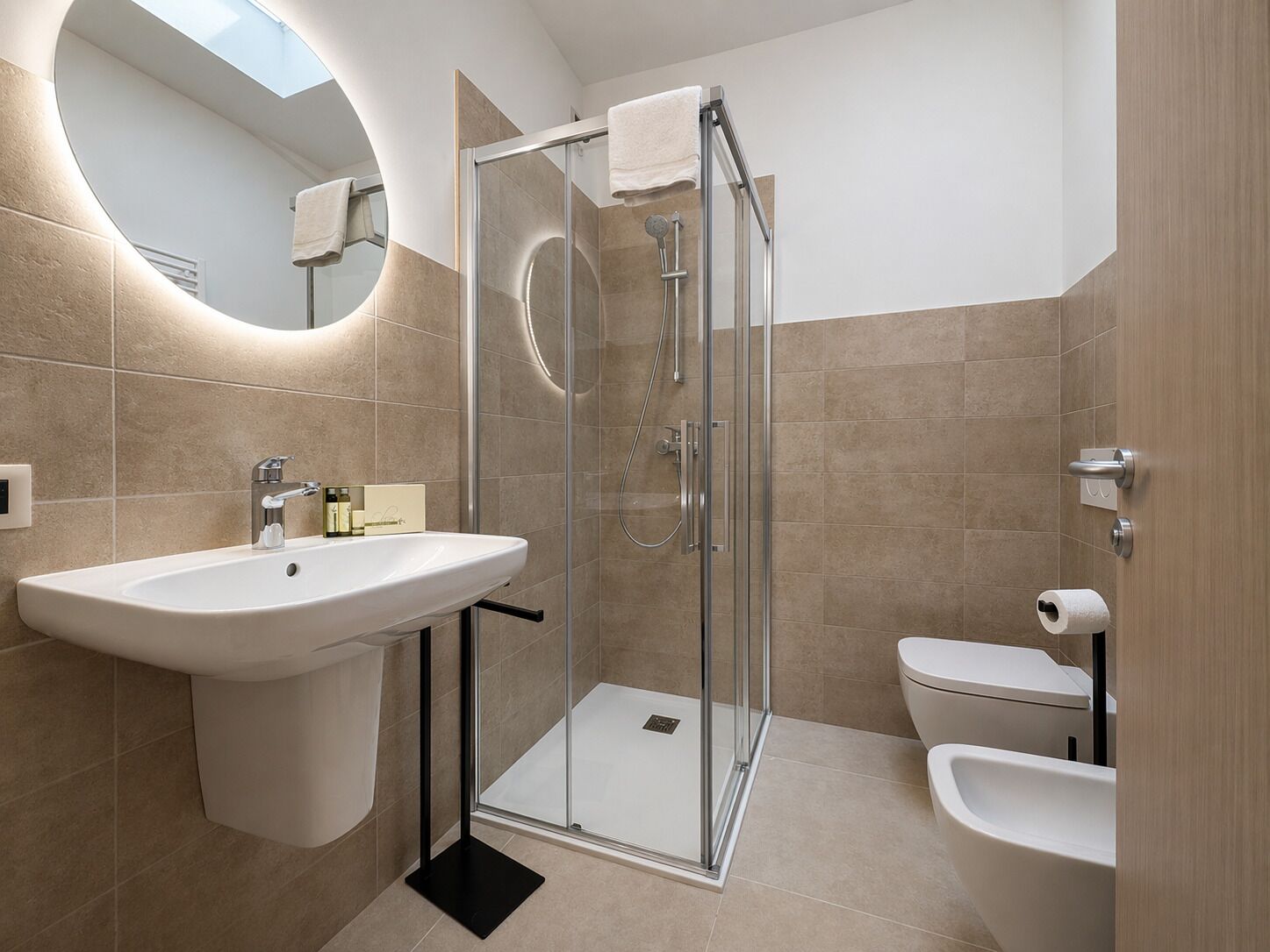 Chambre Double Confort | Salle de bain