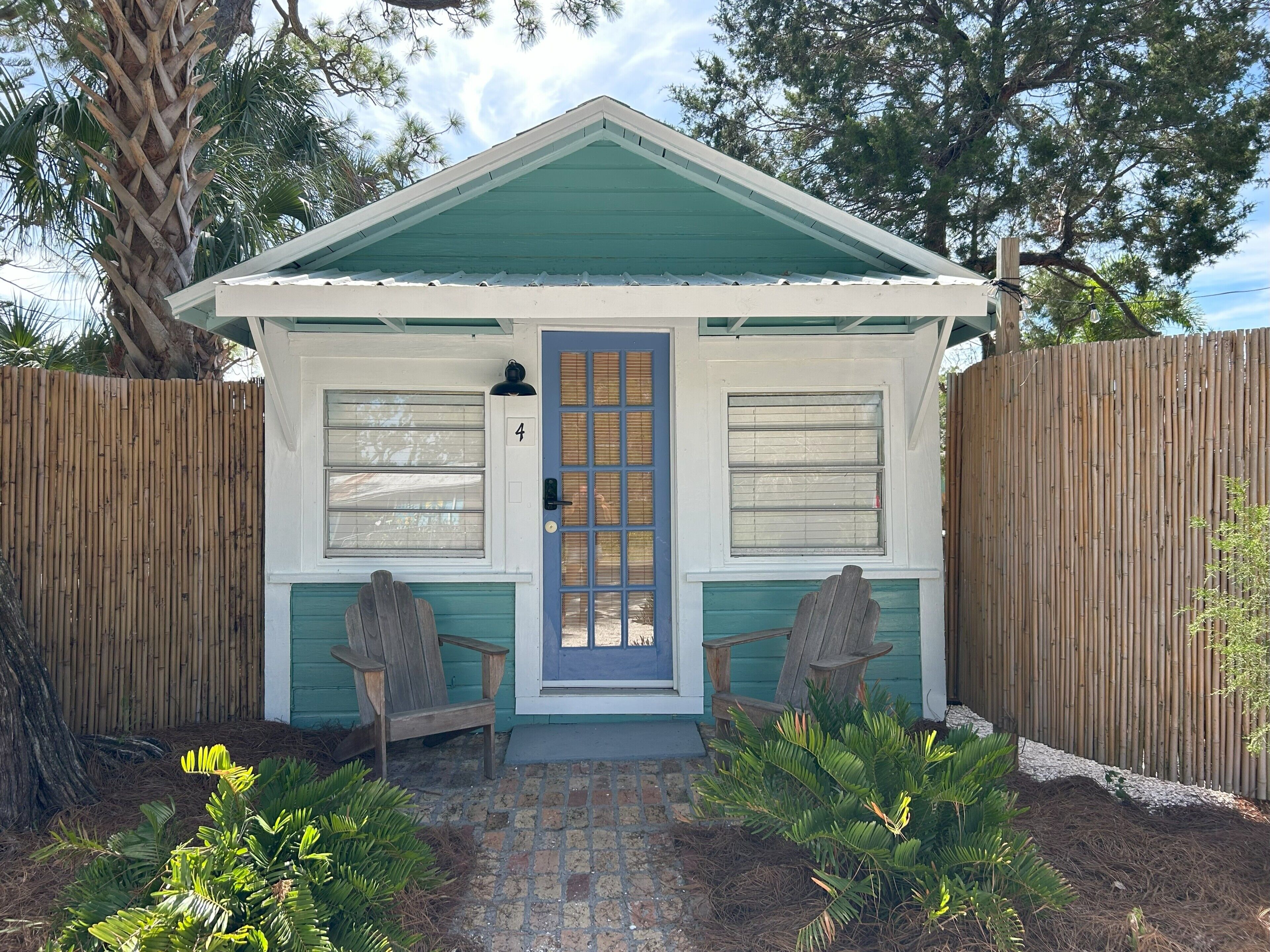 Cabin, 1 King Bed with Sofa bed, Pets not allowed, Bay View | Exterior