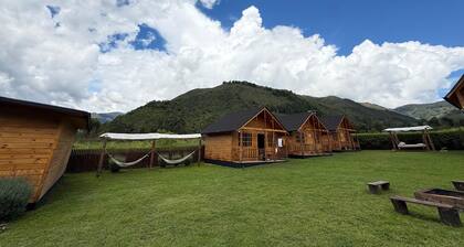 Cozy cabin in Oxapampa, surrounded by nature and outdoor adventures.