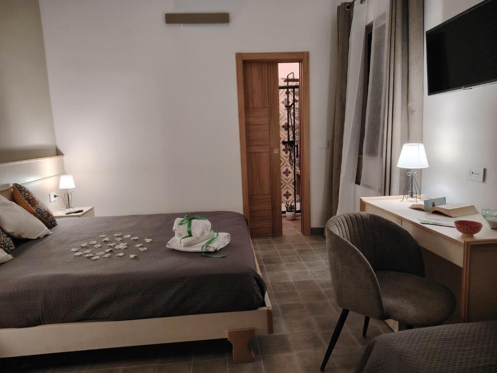 Chambre Triple, vue jardin