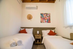 Desk, blackout curtains, soundproofing, free WiFi - Stella del Rio (Sicilia)