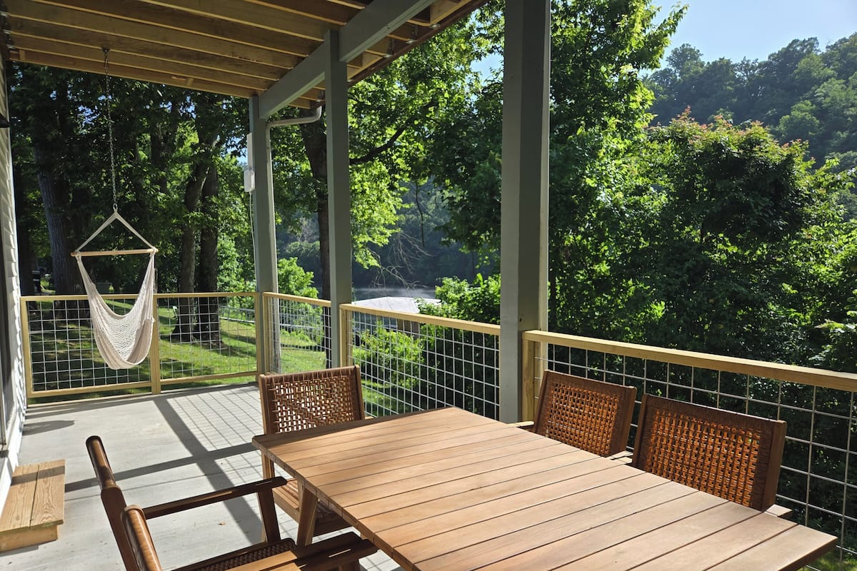 Superior Suite, Lake View | Terrace/patio