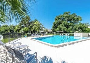 Piscina externa