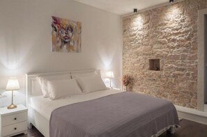 Fer et planche à repasser, Wi-Fi, draps fournis