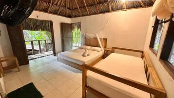 Bungalow Deluxe, balcon, vue sur le jardin | Accès au Wi-Fi (inclus)