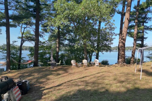 Private Waterfront Lakehouse