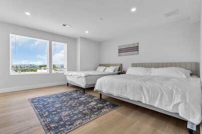 4BR Ocean View Luxury Penthouse | Seaside Heights
