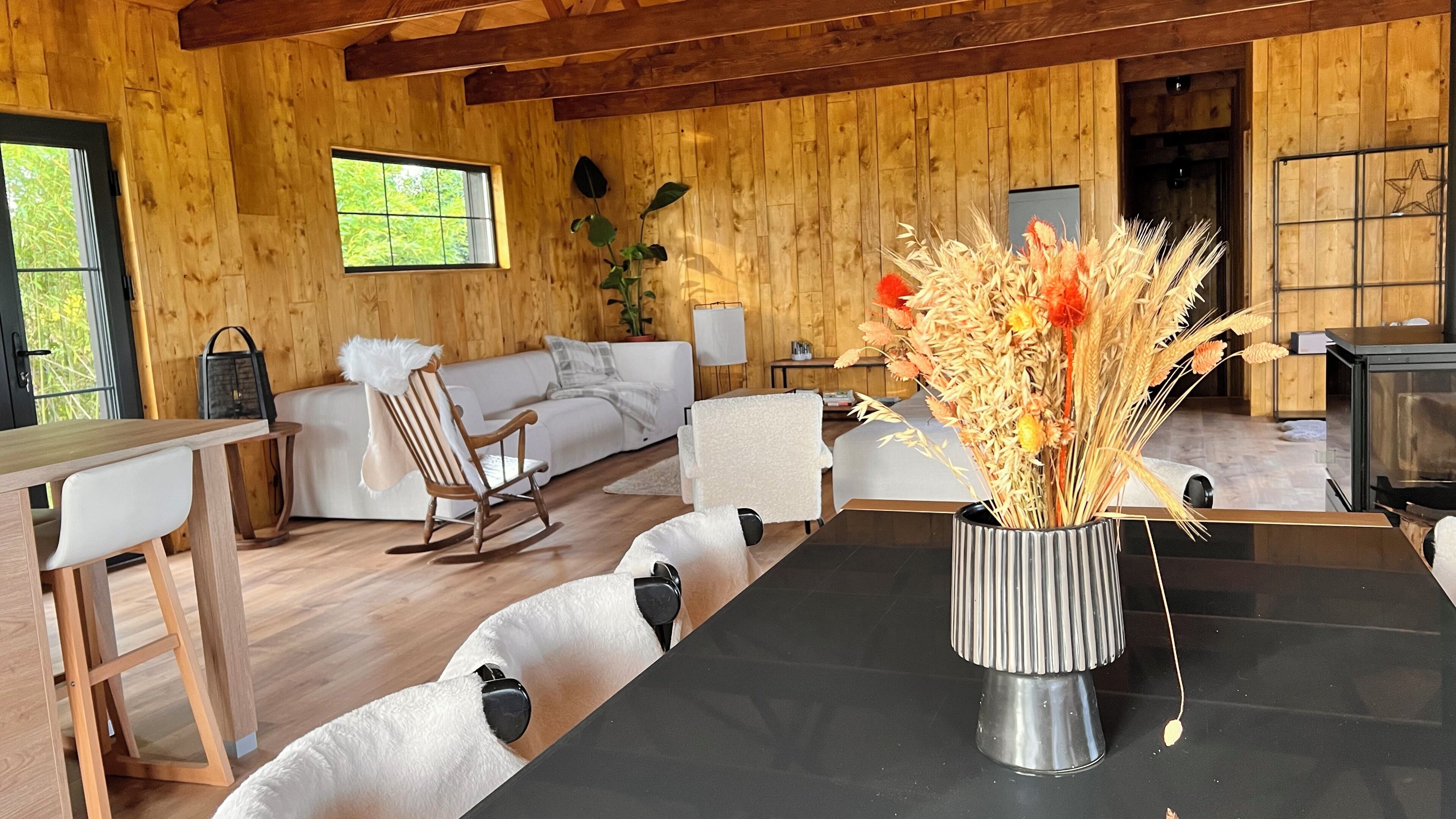 Grand Cottage En Bois Avec Piscine 4 Chambres / 4 Sdb Et Tiny House Possible - Nemours