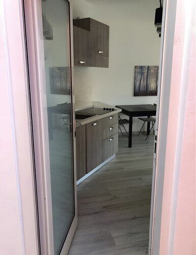Apartment 'Valsugana D’incanto' mit Seeblick, privater Terrasse und Gemeinschaftsgarten