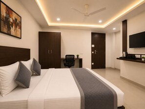 Desk, laptop workspace, free WiFi - Hotel BlueBell Gachibowli By OTABoostup (Hyderabad)