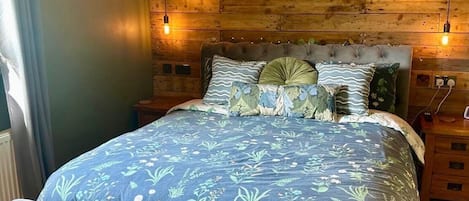 4 habitaciones, wifi gratis y ropa de cama