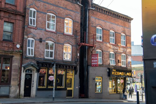 2-4 Thomas Street House 