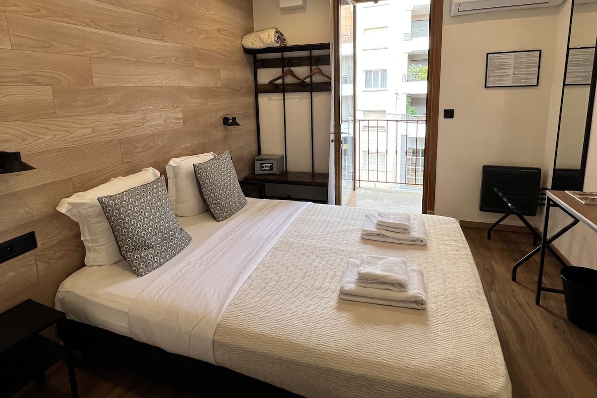 Comfort Double Room, Courtyard View | In-room safe, desk, laptop workspace, free WiFi