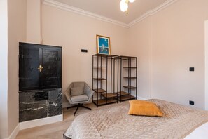 3 bedrooms, WiFi, bed sheets