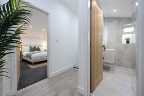 Interior - The Knutsford Loft | Central & Stylish Stay (Cheshire East)