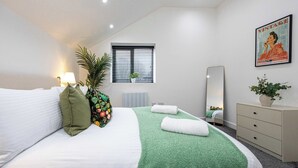 Unclassified image, 4 of 30, button - The Knutsford Loft | Central & Stylish Stay (Cheshire East)