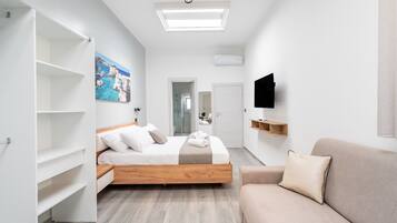 WiFi, bed sheets