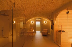 Sauna, massaggi