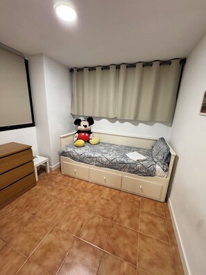 熨斗/熨衣板、上网接入、床单
