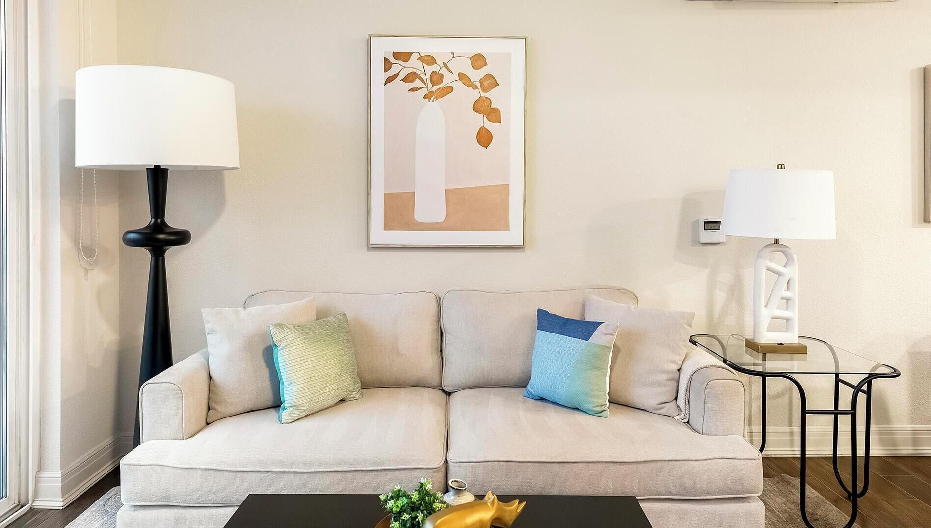 Apartment (3 Bedrooms) | Front of property