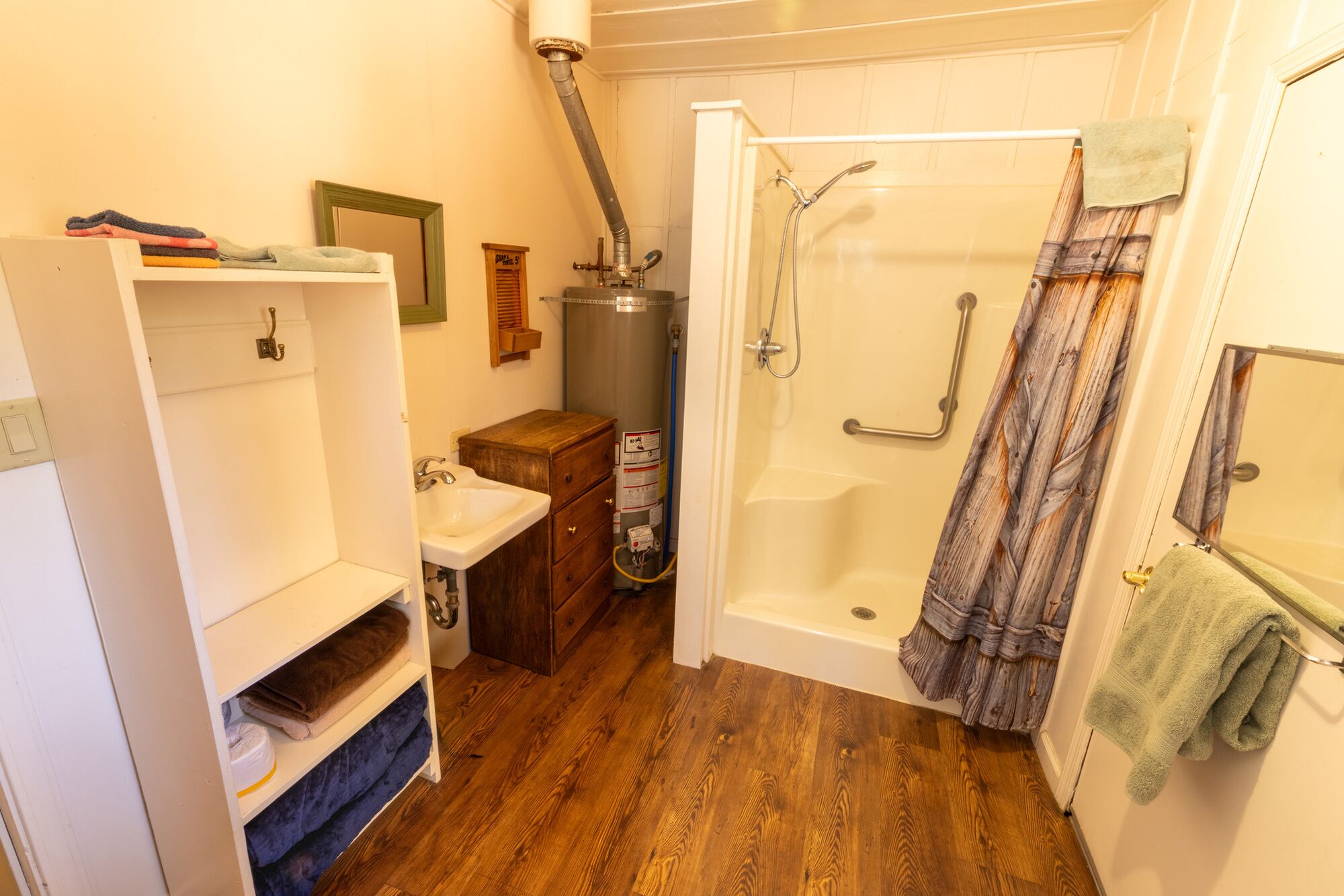Shower, towels
