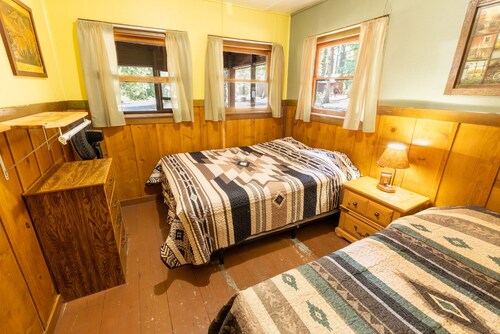 Historic Fir Cabin at Camp Layman | Charming Group Mountain Haven