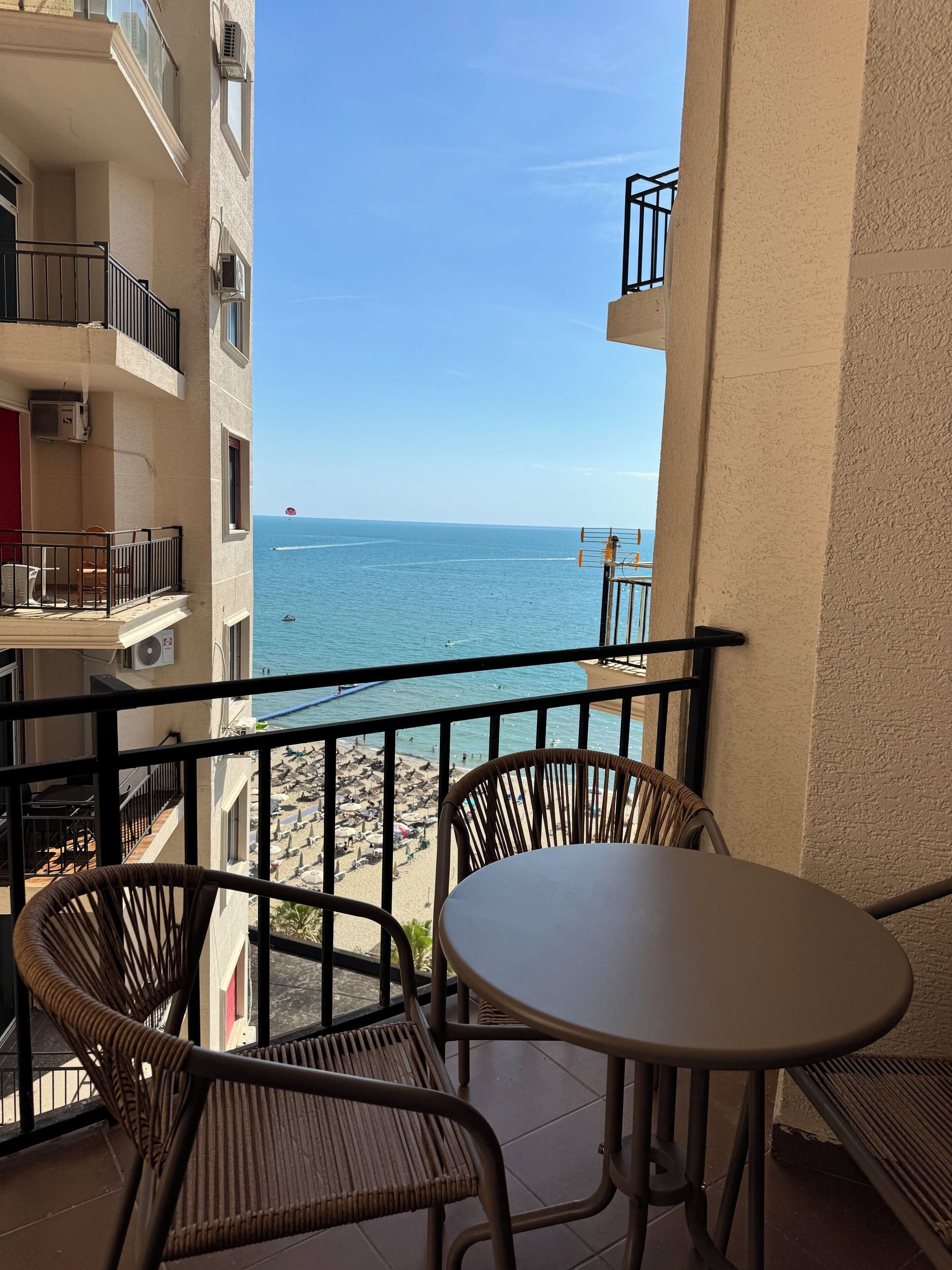 Deluxe Studio, Balcony, Sea View | Outdoor dining