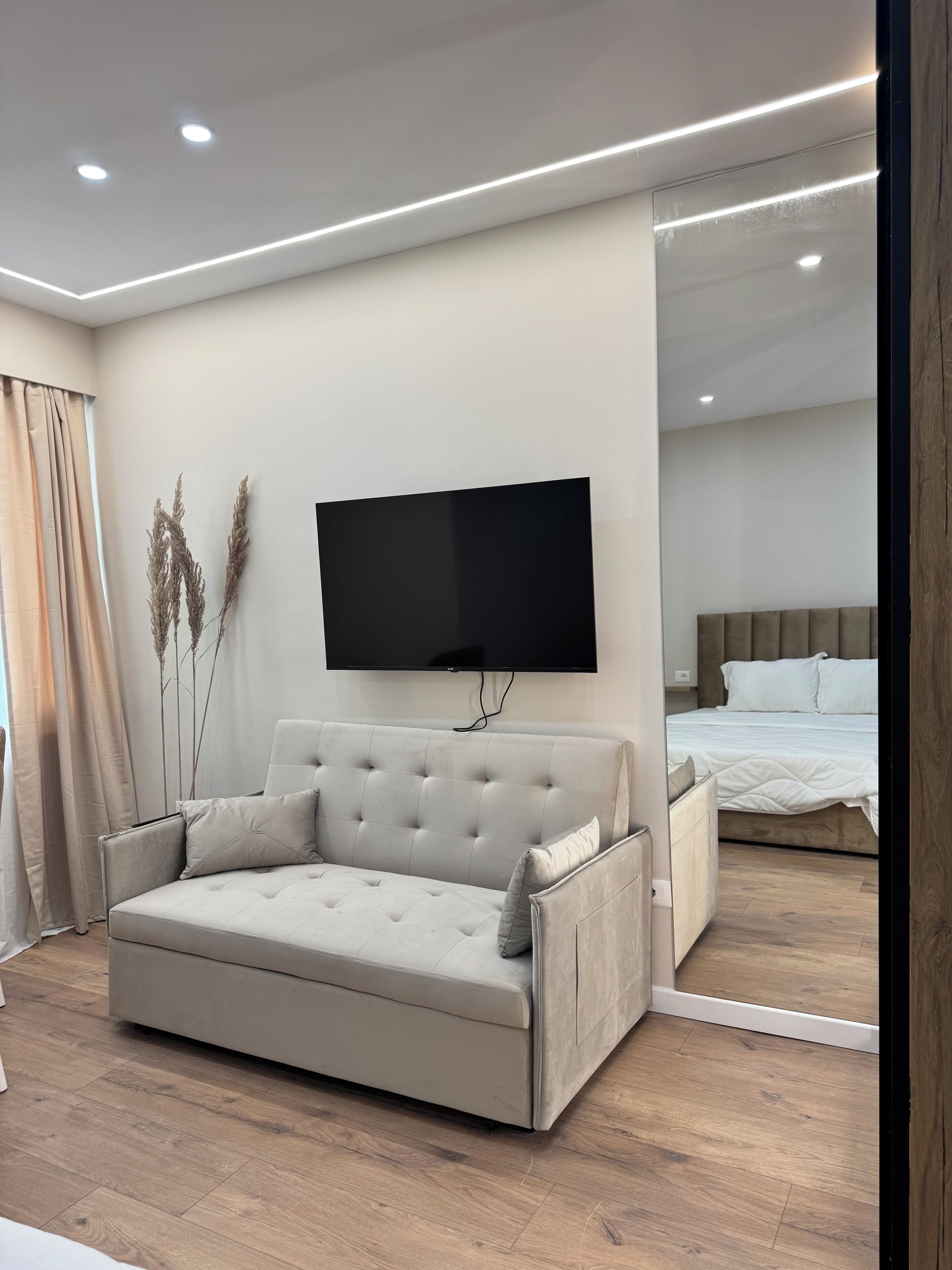 Suite Deluxe | Cortines opaques, planxa i posts de planxar i wifi gratuïta 