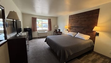 Comfort Single Room | Desk, laptop workspace, free WiFi