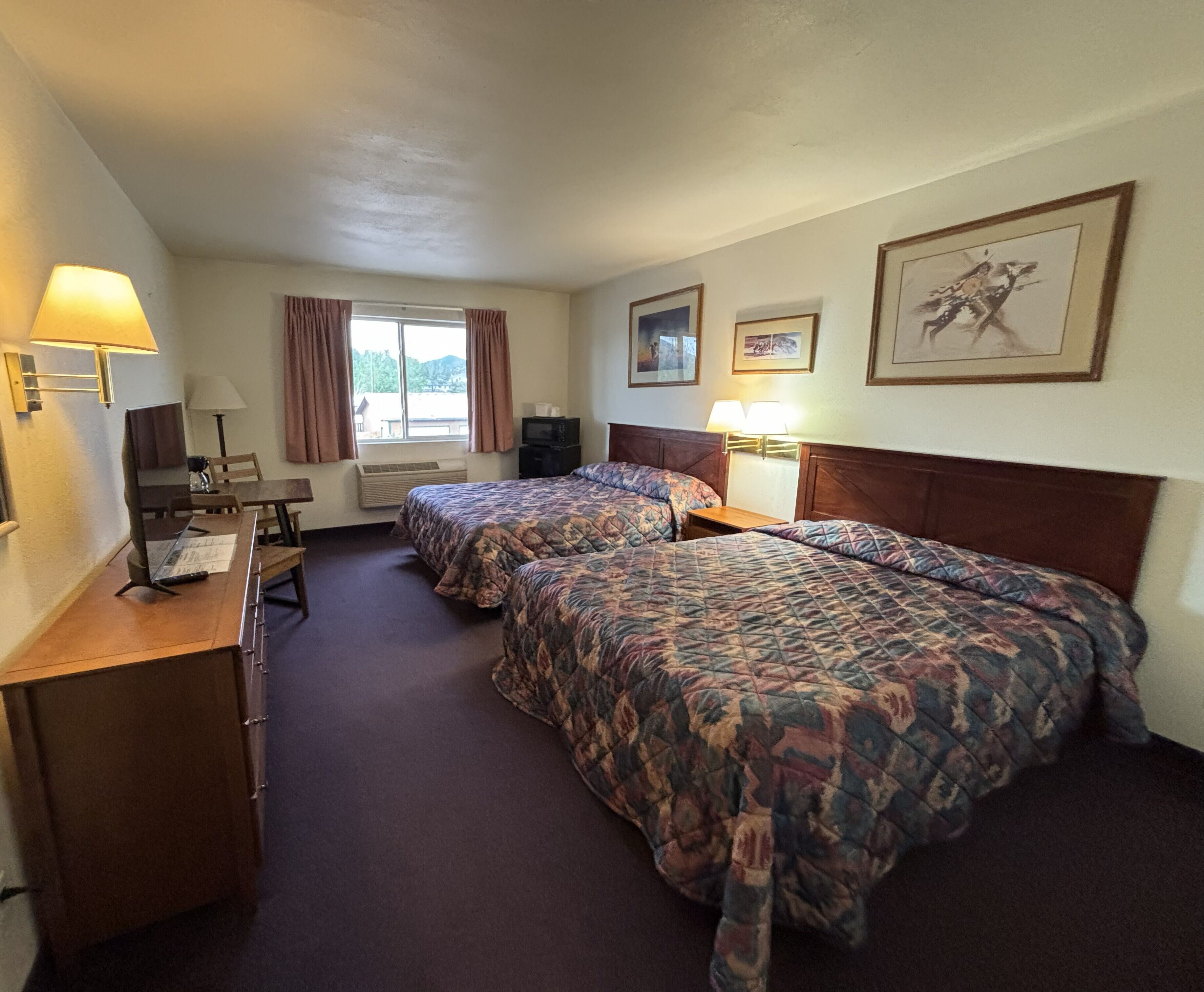 Comfort Single Room | Desk, laptop workspace, free WiFi